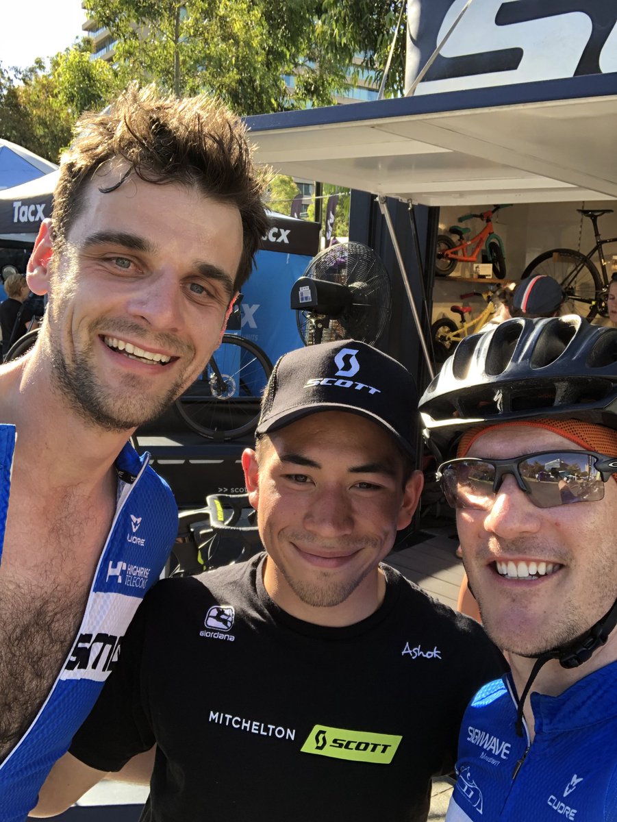 FinchMichael's tweet photo. TDU Ciclismo day @CiclismoCycling @annaciclismo https://t.co/JYAas48EEz