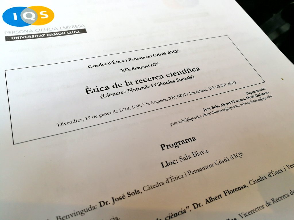 RoserGrau's tweet image. Un autèntic luxe aturar el temps per reflexionar de la mà de Albert Florensa, José Sols i Flavio Comim sobre l&apos;#ètica, l&apos;autonomia de la #ciència i la llibertat. El denominador comú: #honestedat.