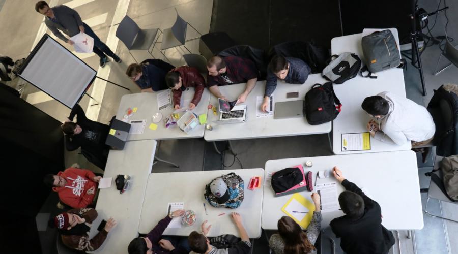 OuestFrance14's tweet photo. Caen. Semaine intensive informatique : les 9 projets en vidéo https://t.co/cHo9xyMKok https://t.co/WfGp1Yyw9s