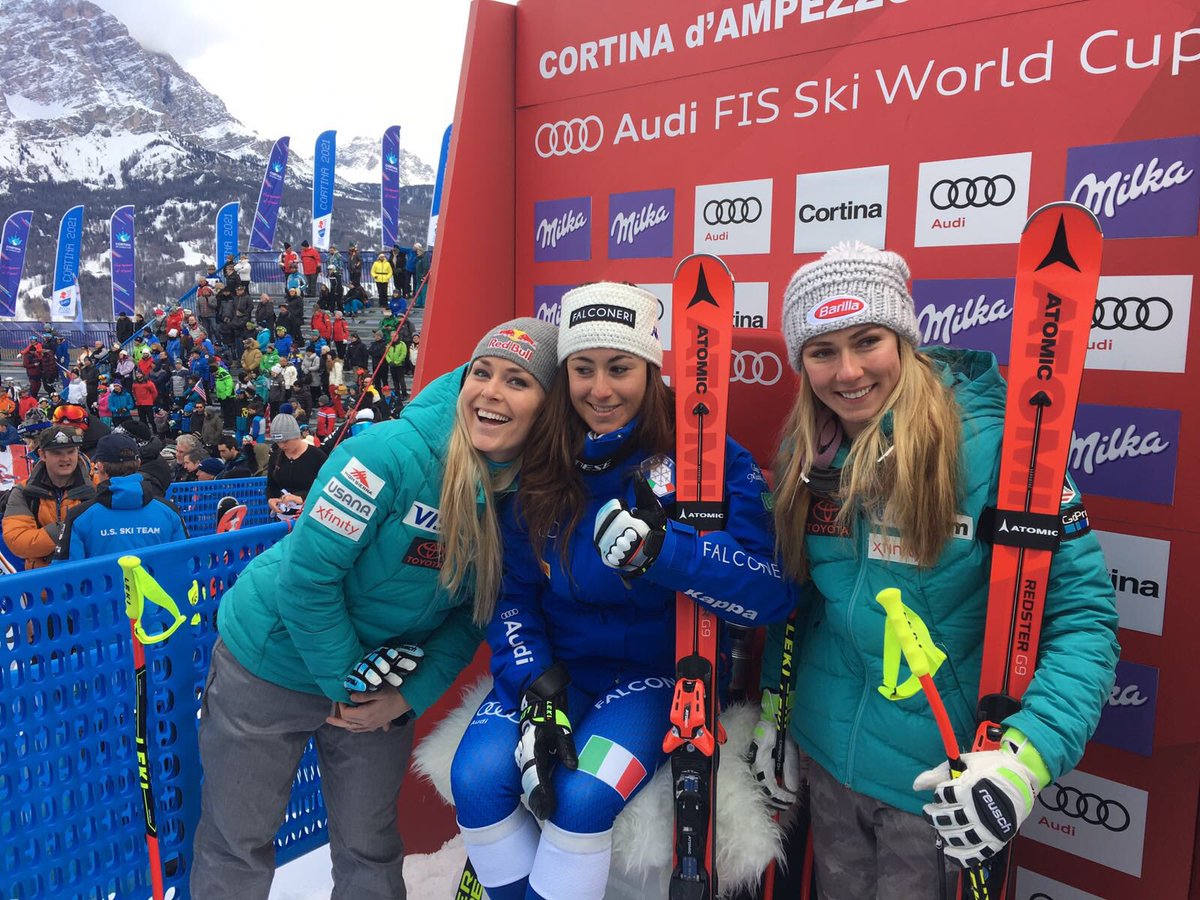 usskiteam's tweet image. What a podium over at #worldcupcortina!!! Congrats!
🥇@goggiasofia 🇮🇹 
🥈@lindseyvonn 🇺🇸
🥉@MikaelaShiffrin 🇺🇸
@cortinadolomiti
