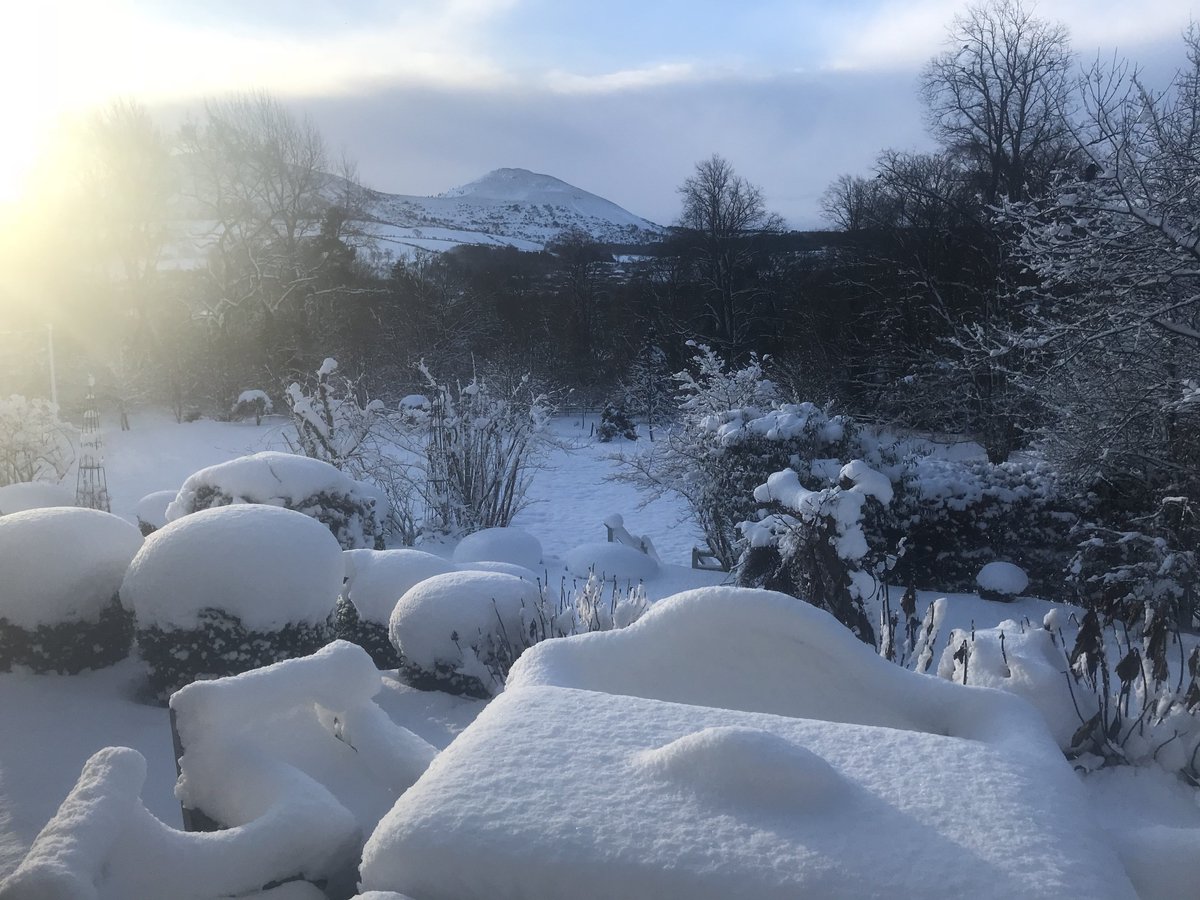 Beautiful <a href="/fauhope/">Fauhope House</a> in the depths of winter!!