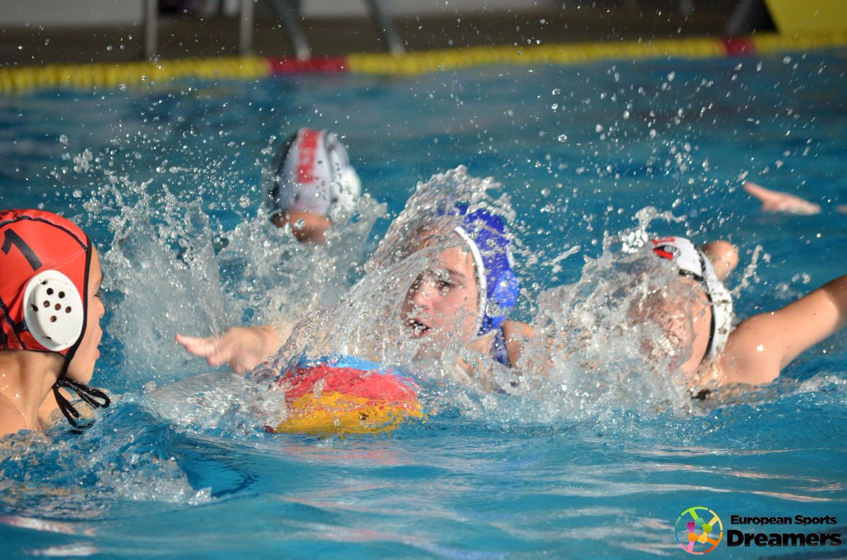 WPTourESD's tweet photo. ¿Quieres competición, aprendizaje y mucha diversión?
Te esperamos en la #MiniCup Sant Adrià 2018 categoría Under 14.
Los mejores equipos masculinos y femeninos se darán cita en este torneo.
¡Ya tenemos los primeros preinscritos!
#Waterpolo #WpFriends #WpSemanaSanta #FomentandoWp https://t.co/H9MRg5xJxC