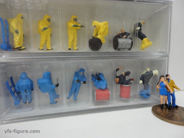 ミニチュア人形のyfs アキバ御徒町 なぁ俺と付き合わない あ ワタシ消防士の彼氏がいるんで プライザー の 科学消防隊員セット 青 赤 緑の在庫がございます ミニチュア人形 ミニチュアフィギュア ミニチュア人形のyfs Yfs店主がやっ