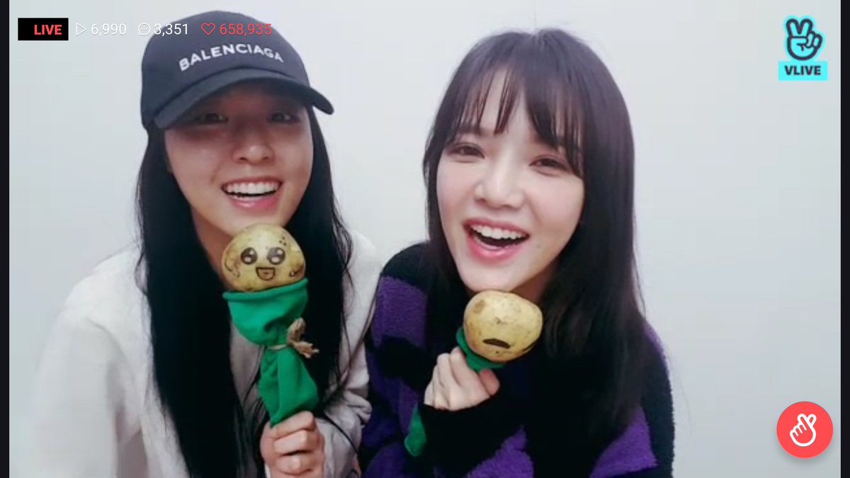 ayayn20's tweet photo. ソルジカップル💕
ふたりの笑顔に癒されました✨
#RTJ #ReadyToJimin
#WxJIMIN #BEAUTY_MUSIC #지민 #JIMIN #Hey #헤이 #AOA #에이오에이 #Wkorea #설현 #Seolhyun
#VLIVE #v앱 https://t.co/Y596zzbnUp