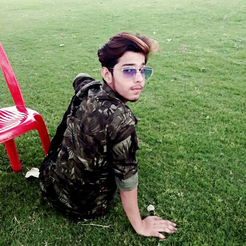 SBEDITS1's tweet photo. #NewProfilePic https://t.co/jIjHpKs6HZ