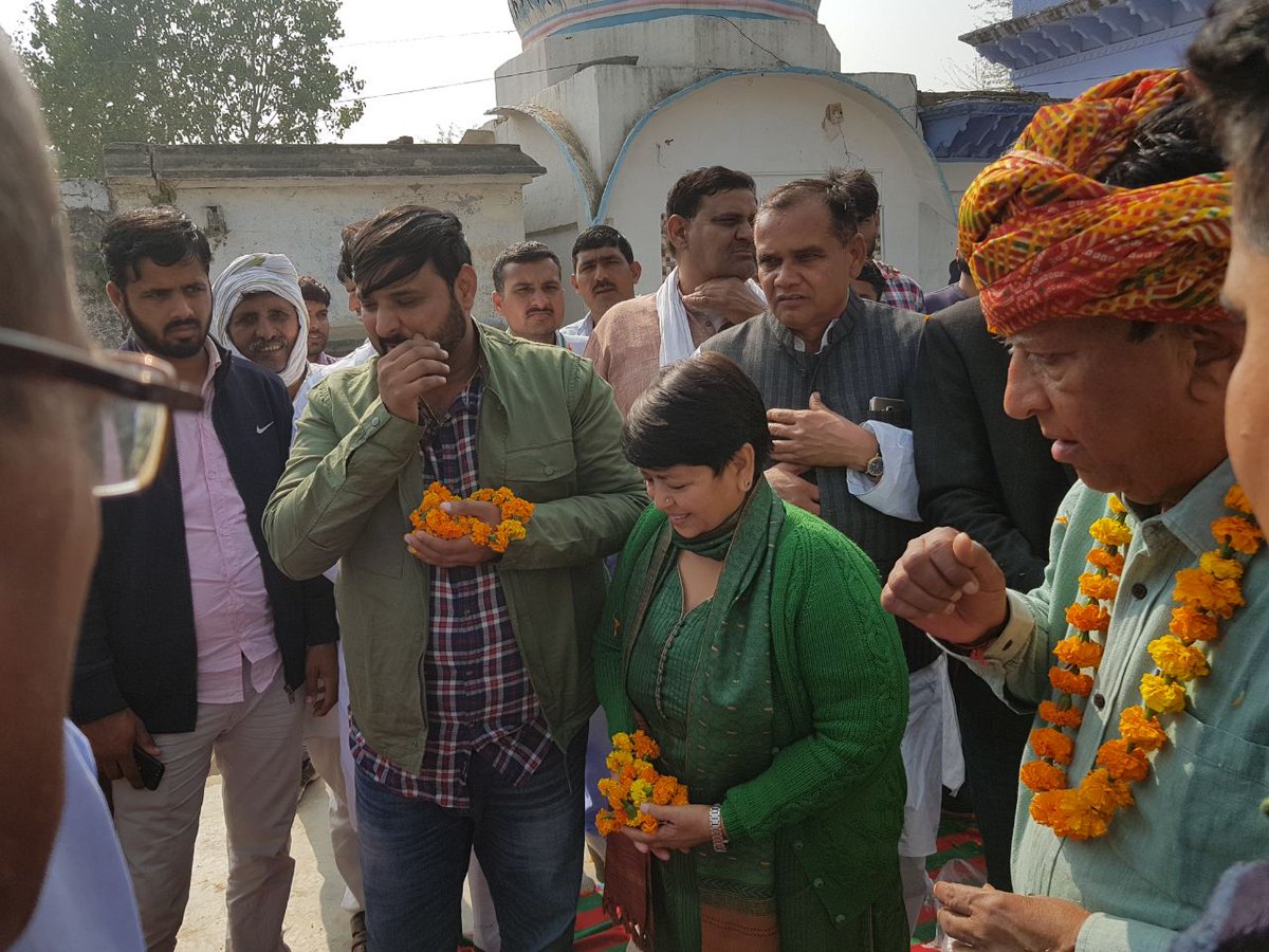 justicenirmal_y's tweet photo. #Election campaign Mundawar #Tehsil in Alwar District in Rajasthan State for #Drkaran singh MP candidate from congress  #Ex MP (2times) and #ex minister in congress government #in support justice Nirmal yadav, Vikrant yadav  etc..... campaigning in Alwar #congress https://t.co/n8Sth3UTwP