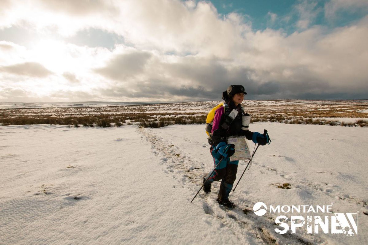 TheSpineRace's tweet photo. A selection of snaps from the beautiful hillside above Bellingham CP5 before the sun went down
#sunsoutrunsout #snowbodydoesitbetter https://t.co/xds4pXKhln