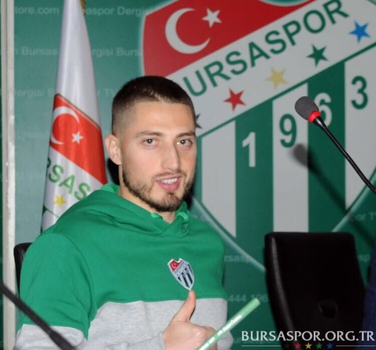 👉🏻 #BSTVizliyorum hasthag’i ile en güzel fotoğrafını paylaş 
👉🏻 En çok beğeniyi al 
👉🏻 Fotoğraftaki BursaStore ürününü kap ❗️