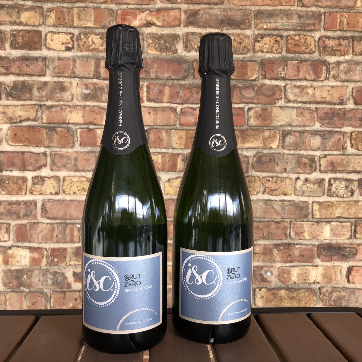 SparklingCo's tweet photo. It’s Insider’s Wine Club will call weekend at the Tasting Room. Sparkling Wine Club members are receiving our newly released Brut Zero! #willcallweekend #sparklingclub #isc #brutzero #limitededition https://t.co/f9MGsnpupP