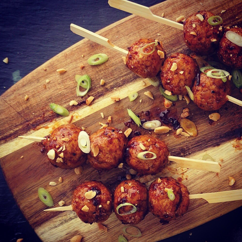 GourmetMeatClub's tweet photo. New product alert!

Free Range Chicken Meatballs are a quick and easy meal, check out our new blog for this Korean recipe 👉🏽https://t.co/JPZPlkQU2P #freerange #chickenrecipes #meatlover #protein https://t.co/NRaWelVBKG