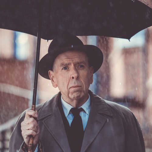 EntertainMeHub's tweet photo. https://t.co/cH6ZnWqXLI #VanessaRedgrave and #TimothySpall to star in Genesius Pictures’ Mrs Lowry &amp; Son https://t.co/PdqfL0gMgu https://t.co/eq7tBmJGL6