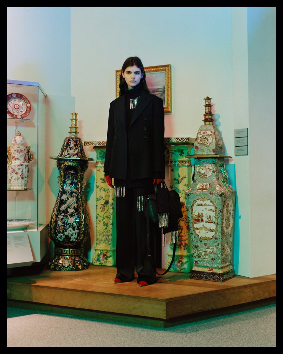 Christopher Kane tweet media