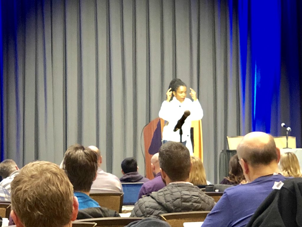 Sharif_Shaalan's tweet image. Great Keynote! @LeahBMH #TahoeDreamin18 #UpToSnowGood
