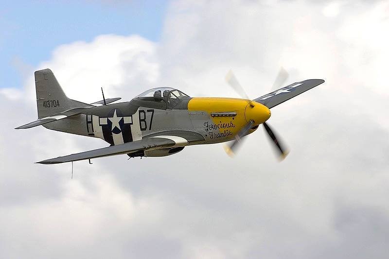 scramble_nl's tweet photo. #P51D 44-73149 G-BTCD ‘Ferocious Frankie’ has left for #Turkey. The #Mustang arrived in the #UK in 1981 and is now on its way to the new owner, the #MSOAirSpacemuseum, #Sivrihisai Air Park, #Eskisehir. More details at https://t.co/S6NBlY848E #AvGeek #aviation Photo GJ Mentink https://t.co/nXYByB1QrF