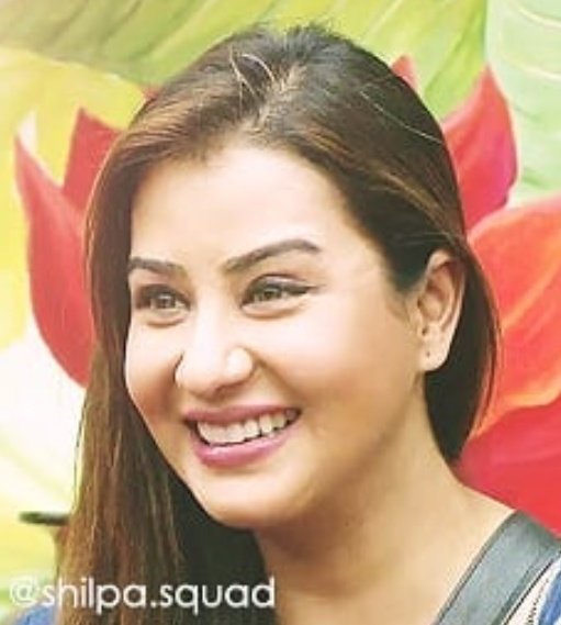 BiggBossChannel's tweet photo. #BiggBoss11 #BB11 #BiggBoss 

WHO WAS YOUR FAVOURITE IN @BiggBoss SEASON 11? 

RT🔃 FOR #VikasGupta

LK❤ FOR #ShilpaShinde 

CT🗨 FOR OTHERS https://t.co/c6b6oLdtD0