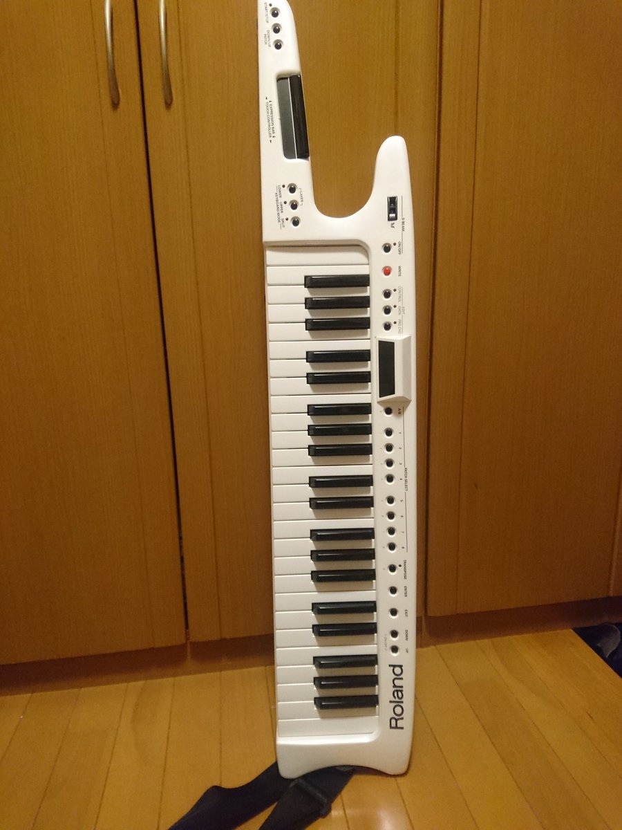pf_t2's tweet photo. 明日はいよいよBBHeads東京ライブ。今回はこの子を連れていきたいと思います♫
#青森市 #ブルース #BBHeads https://t.co/oFt2sbrQgJ