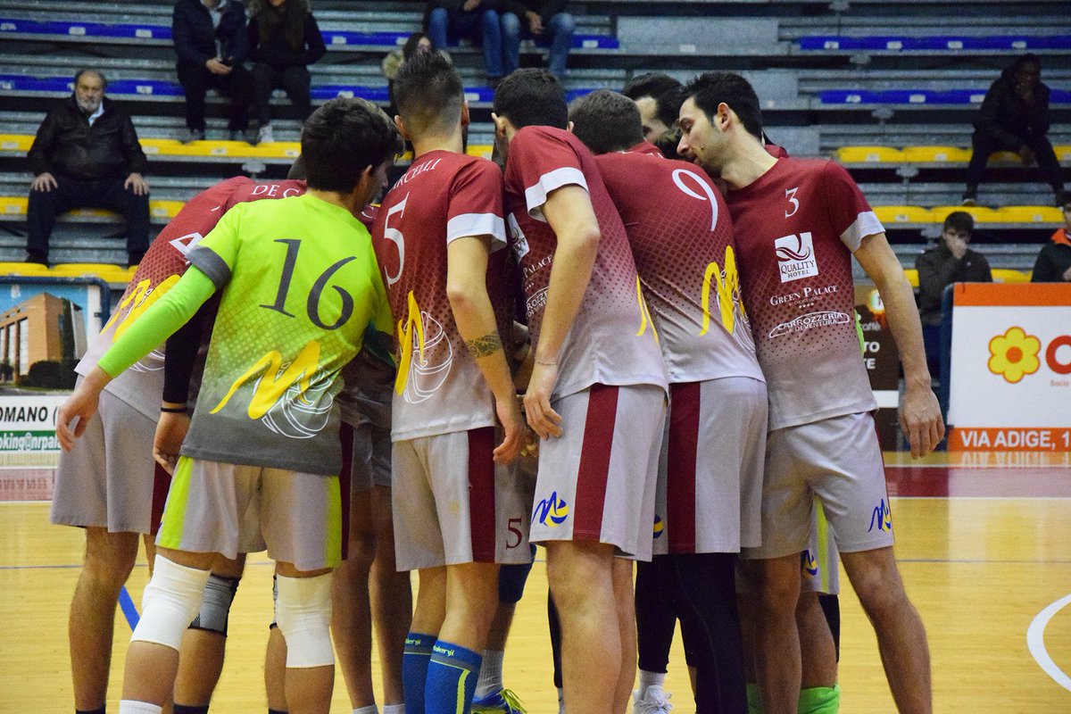 VolleyMonte's tweet photo. #SerieC. Domani tutti a Zagarolo! Obiettivo: non smettere di sognare 💪♥️
#ForzaVolleyTeam
https://t.co/yYoykP2sVU https://t.co/8hZivUVQoB