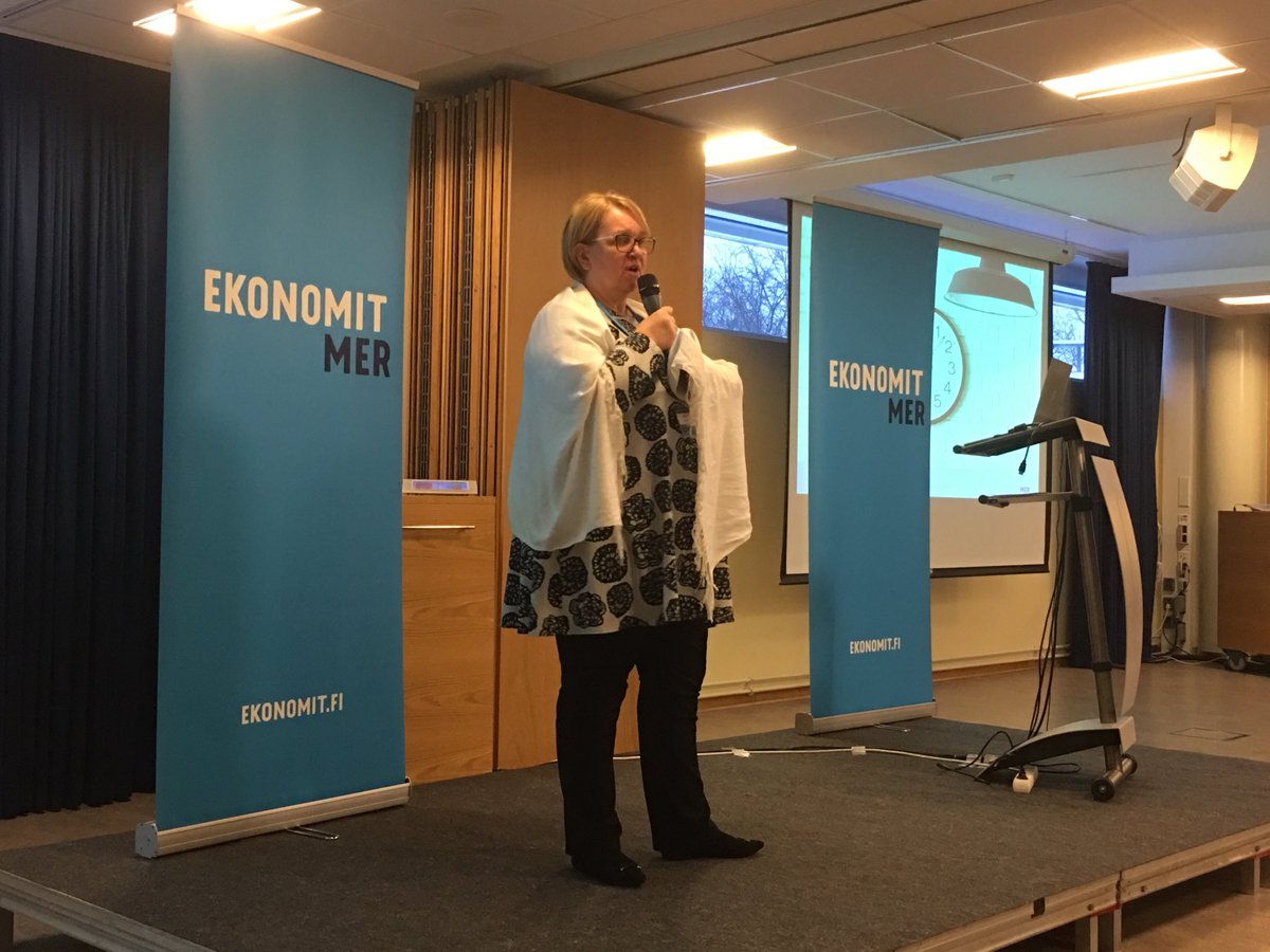 Sadanpaamies_I's tweet image. #intro2018 @SuomenEkonomit @anjauljas vuoden teemamme #hyvinvointi Pidetään itsestämme ja toisistamme huolta