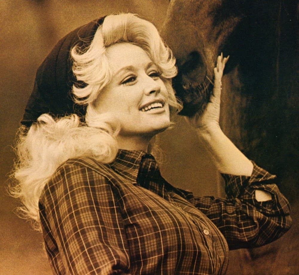 Today in 1946, Dolly Parton was born, making her 72 today. Happy Birthday, Dolly!  