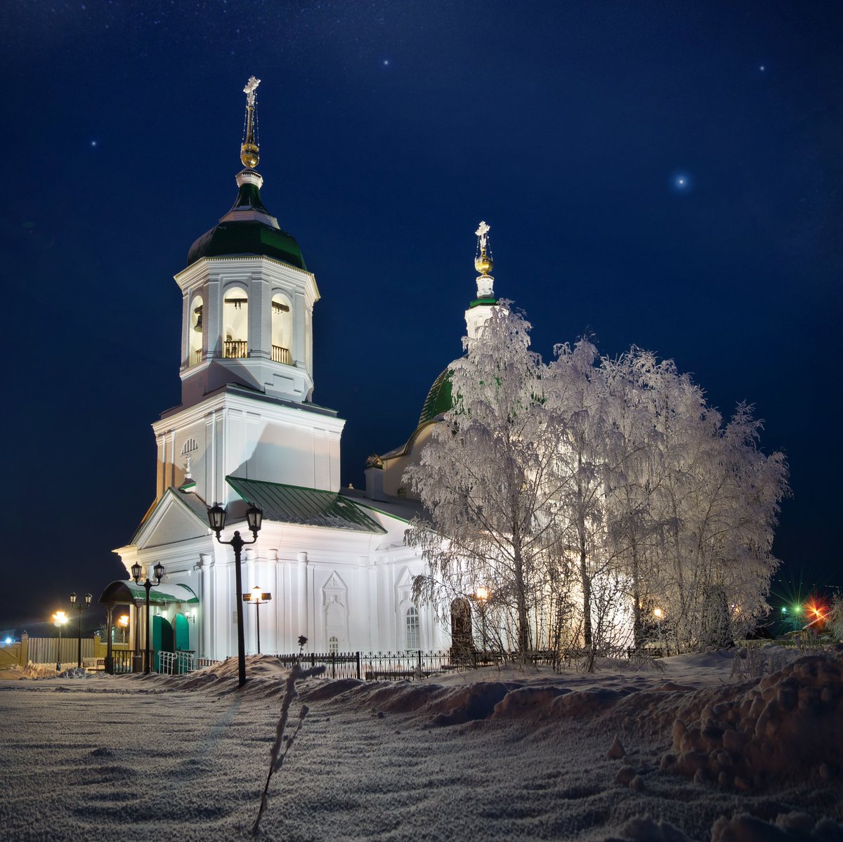 MaksimNGr's tweet photo. #19января #праздник #КрещениеГосподня #храм #апостолов #петра #и #павла #тобольск #west #сибирь #тюменская #обл #russia #rf #россия #зима #ночь #ночнойтобольск https://t.co/FBLzkcozyz