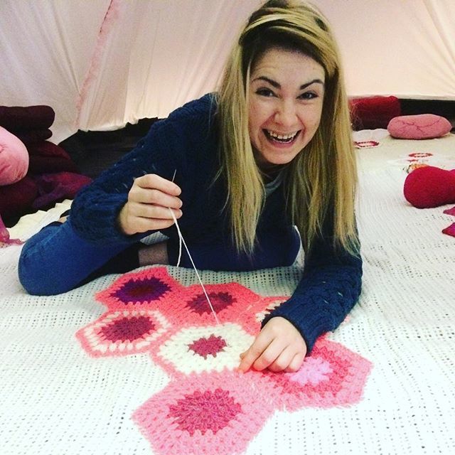 estellerosa's tweet photo. Thank you to all who contributed hexagons for our community blanket. They are now fantastically embellishing @whatboxprod set of Inside. #tweegram https://t.co/s2L4KVCAXV https://t.co/aJEWZPlQs5