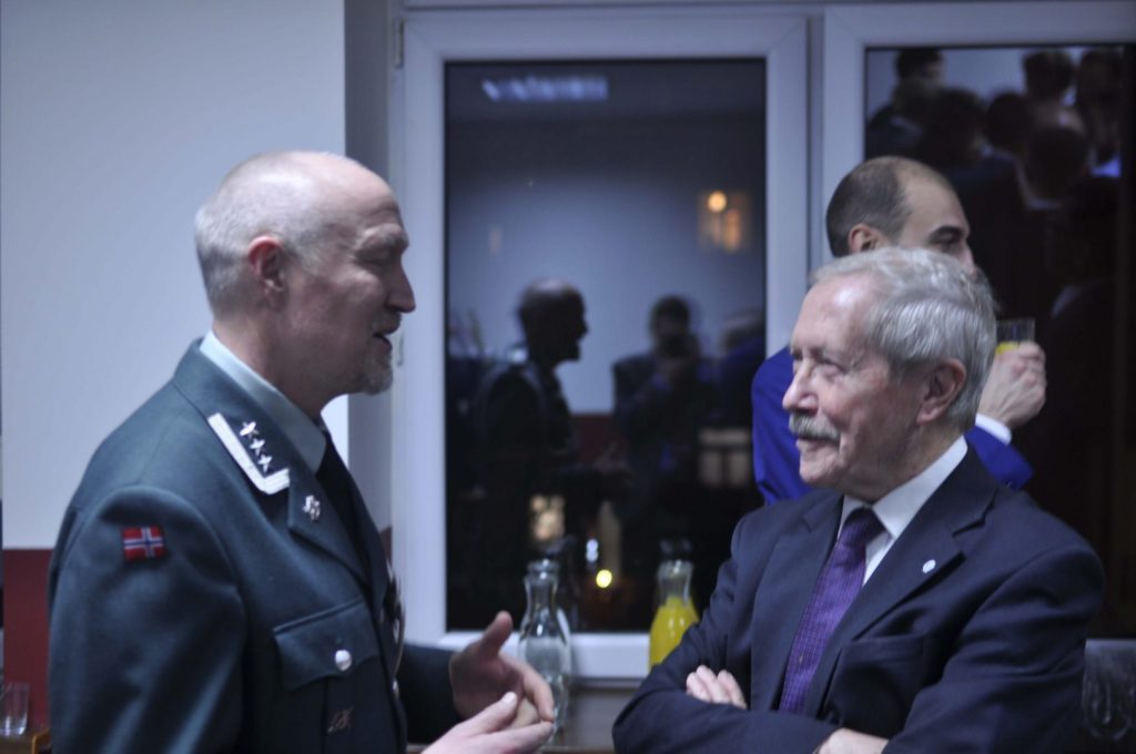 FundPulaskiego's tweet photo. W dniu 18 stycznia br. Fundacja im. Kazimierza Pułaskiego wspólnie z Europejską Akademią Dyplomacji @EAD_Diplomats zorganizowała spotkanie noworoczne podsumowujące dotychczasowe dokonania oraz prezentujące nowe projekty. #FKP2018
Link: https://t.co/ZqtO8Ee69t https://t.co/FtczIFcI6e