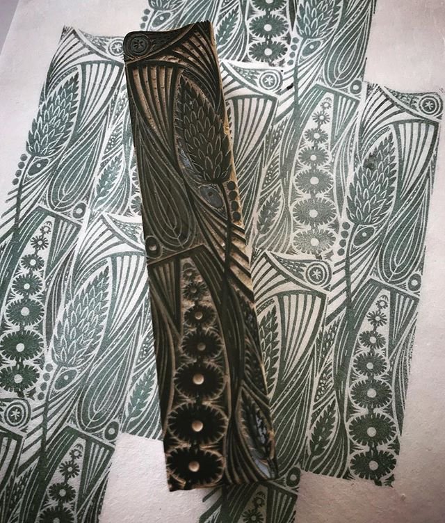 A little wood engraving in progress for some patterned paper