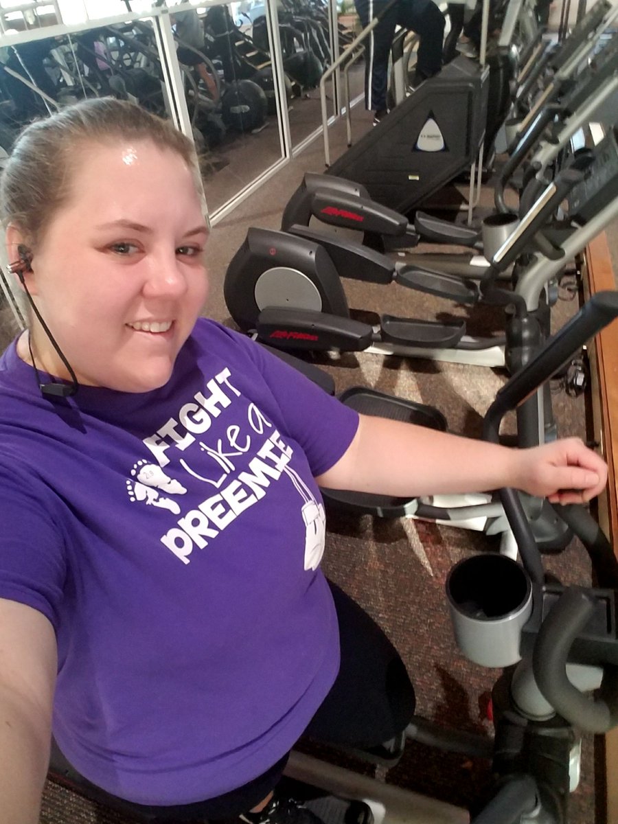 Amanda_Marie79's tweet photo. It has been a long time since I have had the #energy or #stamina to use the #elliptical. Let alone do it for 20 minutes and #ENJOY it! 

#gymlife #weightlossbeauties #OnePlexus #priorities #metime #workit #sweat #Plexusfitsquad #goals #boss https://t.co/aWE9VInvf1