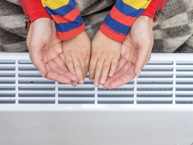 WYGS_Ltd's tweet photo. In winter, keeping the heating on is a necessity. But the balance between staying warm and keeping your bills down can certainly be worrying. Fortunately, there are many ways you can keep the bills down while staying warm: https://t.co/8HBBuCOlTk #centralheating https://t.co/Ws7XTehYRA