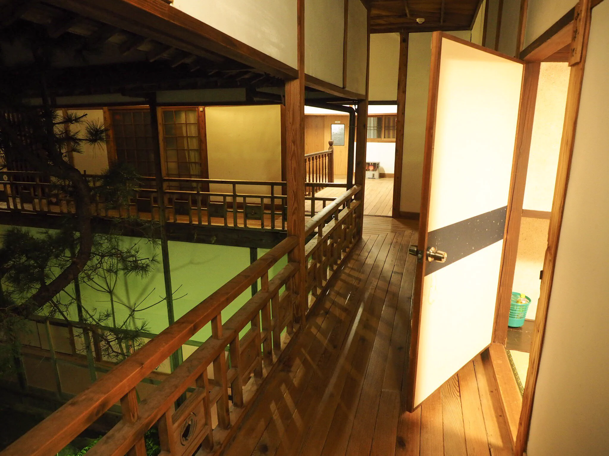 大正時代からほぼ手入れなしの歴史的旅館！！萩に訪れるときにはぜひとまってほしいw