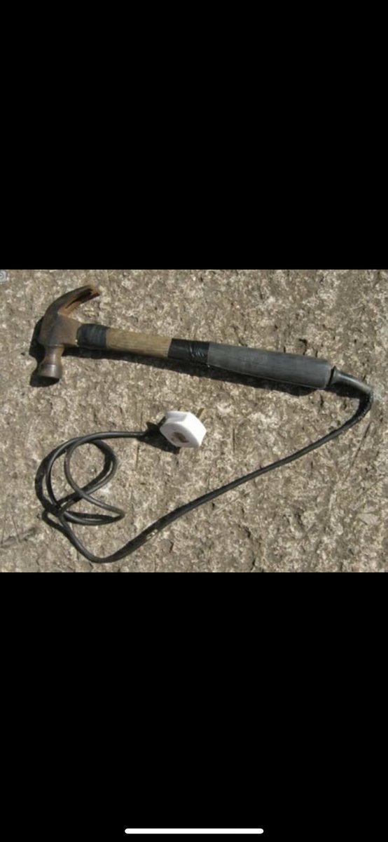 SharonDeanRyan's tweet photo. Does anyone know if this is a good hammer to buy? I am looking to do some DIY and hoping this will save me some time @BandQ @Homebase_uk @TravisPerkinsCo @BuildbaseUK @Screwfix https://t.co/kcWUEUuwGQ