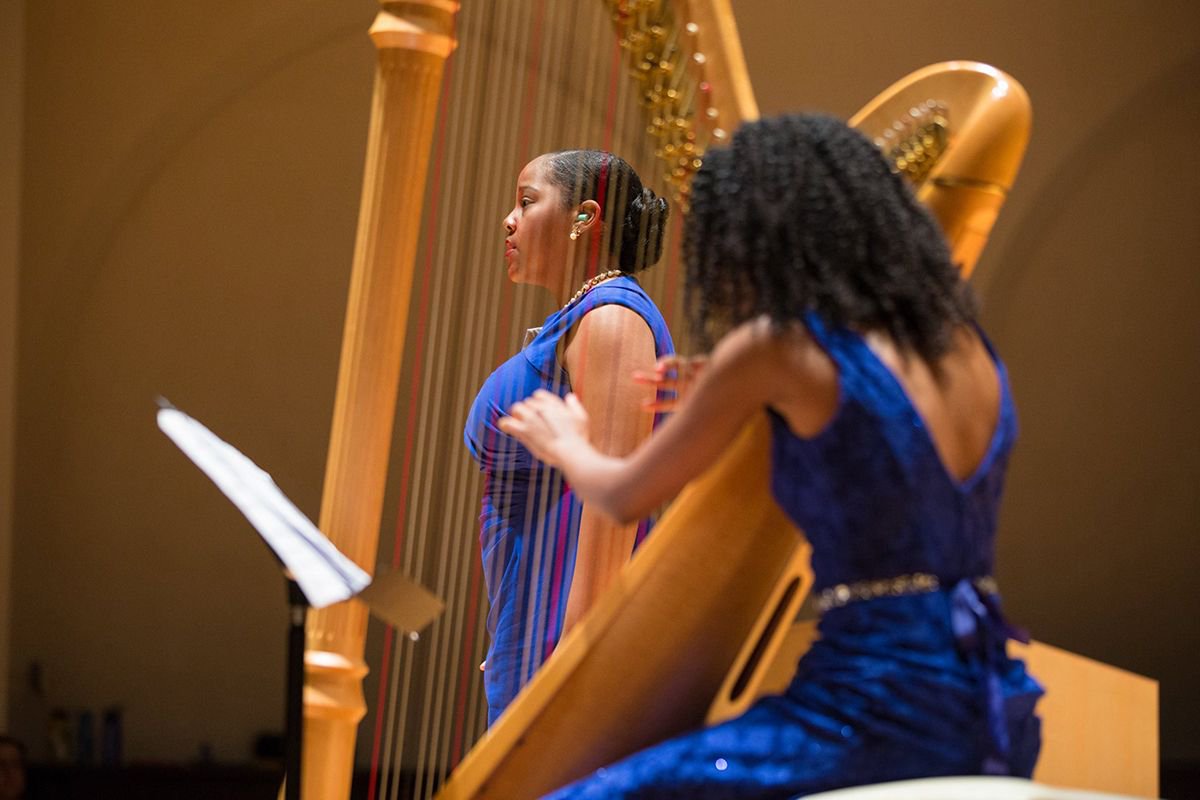 Harp_Column's tweet photo. We are so impressed with @angelharpist Angelica Hairston and her #challengethestats project! Read the story behind the project in Angelica's Sounding Board column for our latest issue. Subscribe at https://t.co/MqWRjrvjwW to read this article online now. https://t.co/IhgWOdqoZR https://t.co/xbxbF10HY1