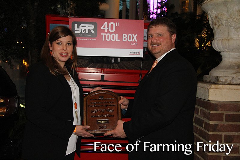 MelRoseBratton's tweet image. RT @TNFarmBureau: #FaceofFarming Fri.-Robert &amp;amp; Lindsay Elliott of Robertson Co. were 3rd in the NATION in @FarmBureau's Excellence in Agriculture contest during #AFBF18 They farm beef cattle &amp;amp; tobacco w/ Robert's family while both have off-farm jobs!