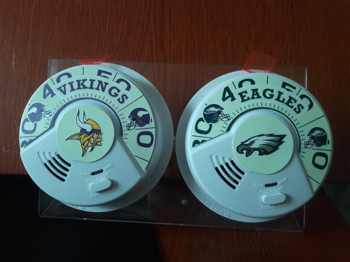 TheBuffProject's tweet photo. @GioWFAN Smoke Alarms save lives!!! Be sure to protect your family with your new Smoke Alarm...let's see it! @MinneapolisF and @StPaulFireDept will be cheering along with you! https://t.co/0nQ4aecMT5