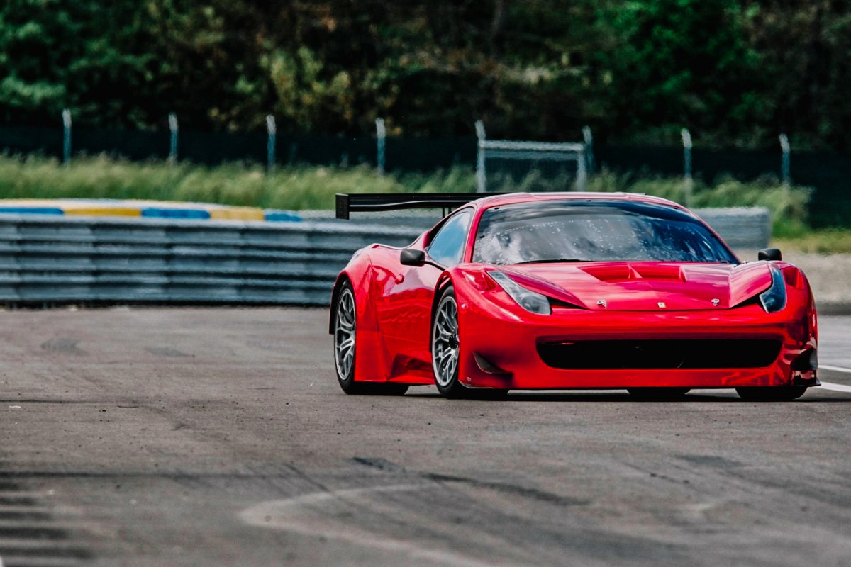 "The harder I push, the more I find within myself." 
Ayrton Senna
👇👇👇
pitlaneredpassion.com/it/