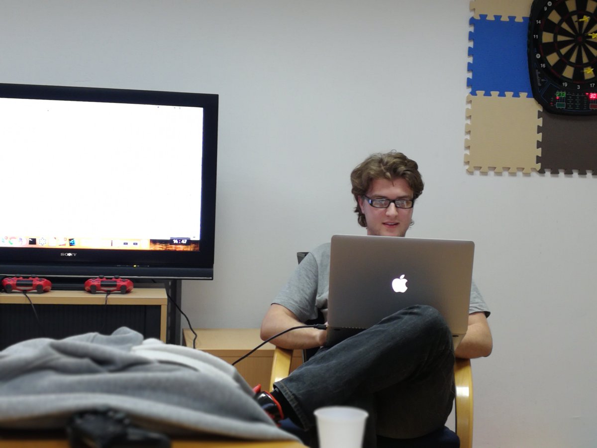 codecentricBA's tweet photo. #developersfriday in #Doboj office today. 🙂

@mrFunkyWisdom's theme is Introduction to #functionalprogramming and #functionalparadigm with the #javascript example 😁
 #codecentricbosnia https://t.co/vGmsvXDdEI