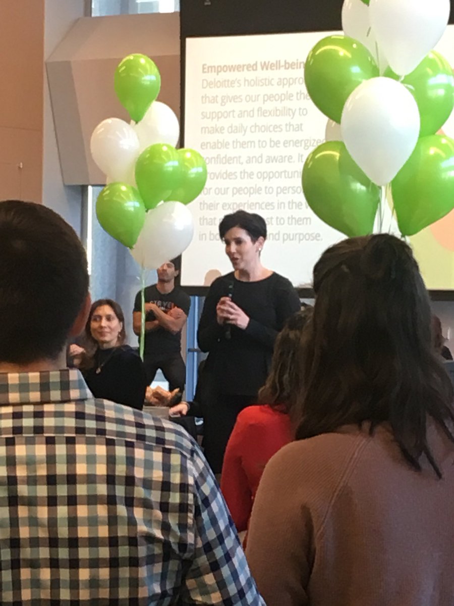 Debra_Michaels's tweet photo. Thank you @DeloitteUS  for partnering with @Chicago_Run and being a leader in promoting well-being for its employees and the community. #Chicago #wellbeing https://t.co/5aDfr6nNFV