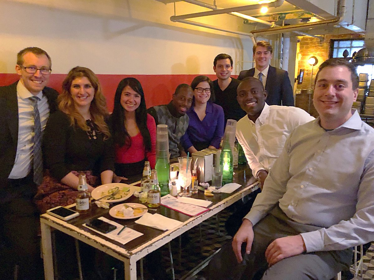 Elizabeth T tweet media