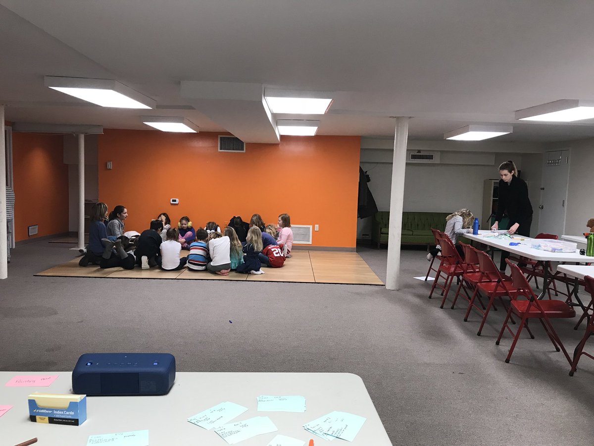 shannonbdunne's tweet image. I just came out of the office and this was happening.  Love. This.  So.  Much.  #coolness #multiagelearning