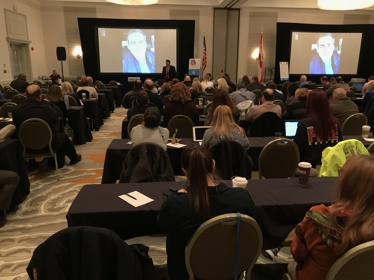 FloridaPIOs's tweet photo. #FRE18 @DavidBegnaud from@CBS News presents at PIO Symposium via #Facetime about Communicating Through Crisis.  “The power of technology” @FlFireChiefs https://t.co/Wi73myhYks