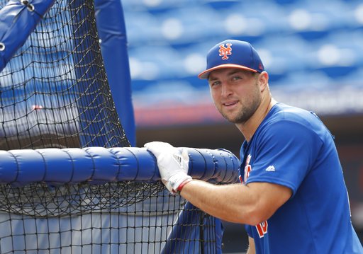 BleacherReport's tweet photo. Mets announce Tim Tebow receives invite to Major League spring training https://t.co/66r6pqaLUy https://t.co/jO1MpuQa5E