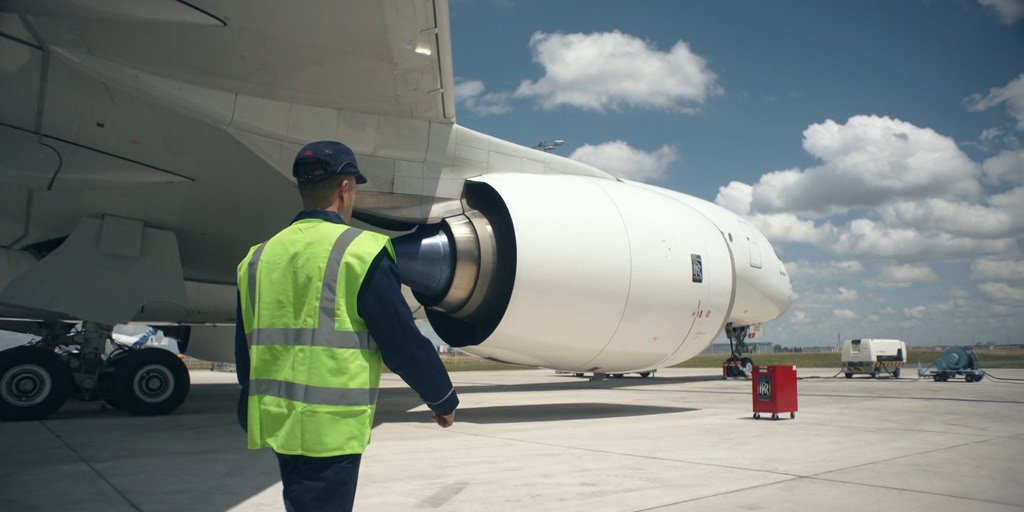 Rolls-Royce on Twitter: "Keeping our customers' engines flying