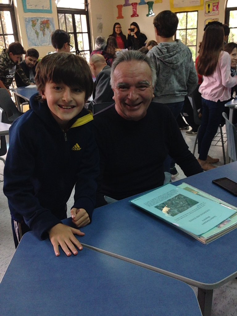 mcornejo26's tweet photo. 5th grade Special Person Biography presentations! #menorlearns https://t.co/kM20jXgW5t