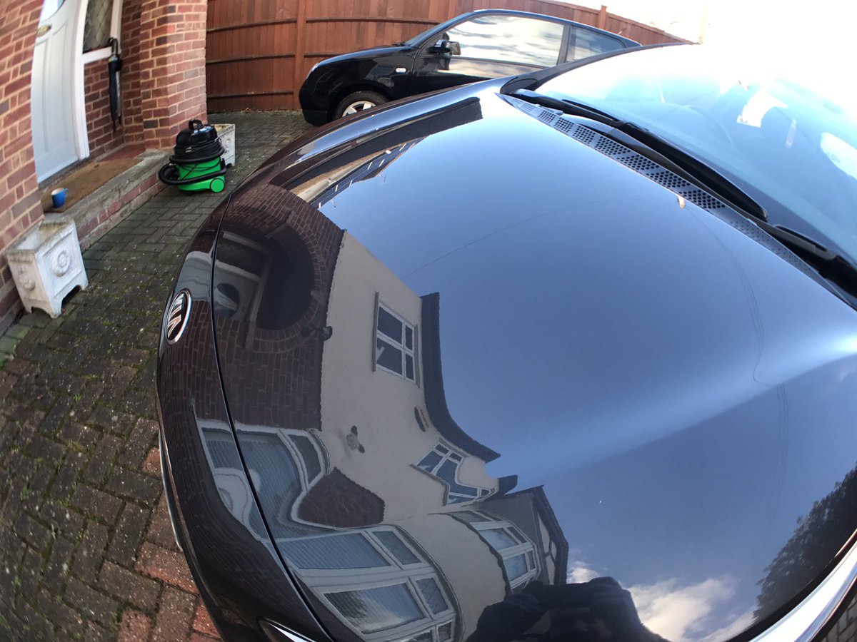 MotorSplash_'s tweet image. Good afternoon everyone! Another regular of ours Kia Ceed in for a deluxe wash #Valeting #Cheltenham #Kia