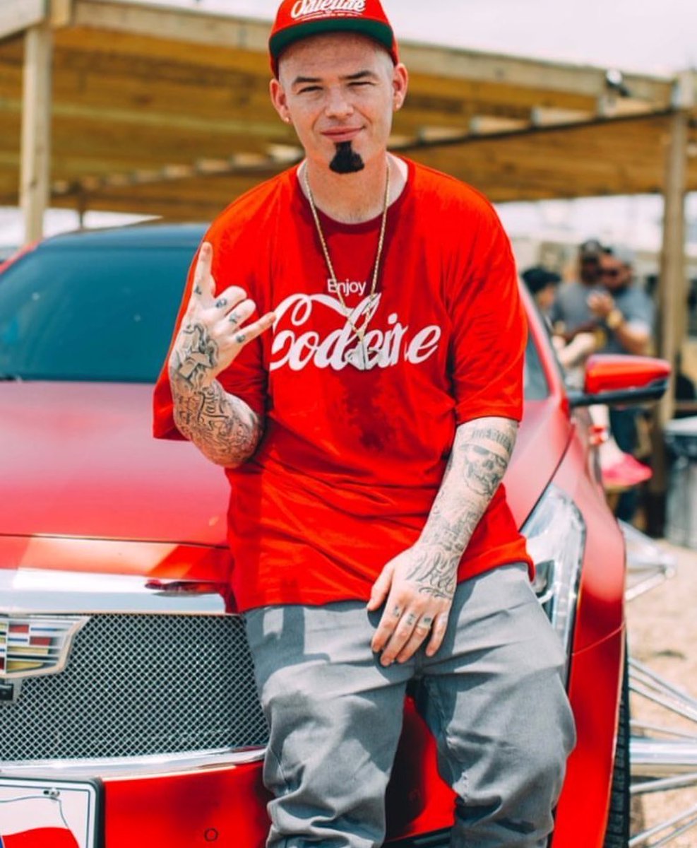 JODYHiGHROLLER's tweet photo. PAUL WALMART i NEED THiS SHiRT ASAP HiT ME @paulwallbaby 

PAUL WALL STiLL COOL THAN A FAN 💯 https://t.co/e3N01jIsyf