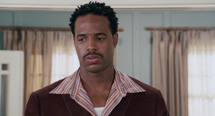 Happy Birthday to Shawn Wayans who turns 47 today! Name the movie of this shot. 5 min to answer! 