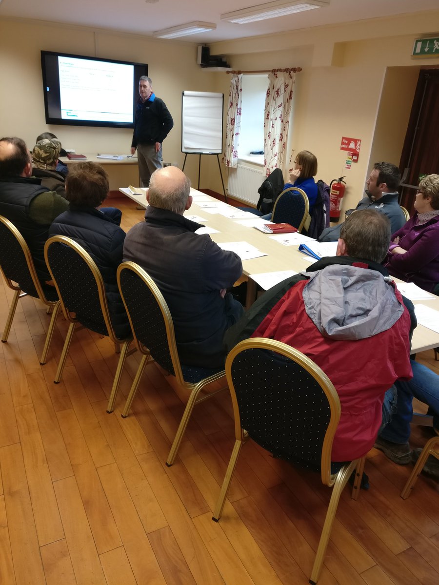 cmurphy920's tweet photo. The 4th KT discussion group that I have spoken at in the last 10 days in Wicklow, Always nice to be asked/invited to speak about ewe nutrition etc pre-lambing. There is always plenty for us to argue over😉 #ktgroup #ewenutrition #sheep365 @Quinnslimited https://t.co/vq7FbpUAMk
