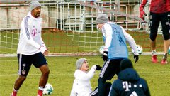 View image on Twitter