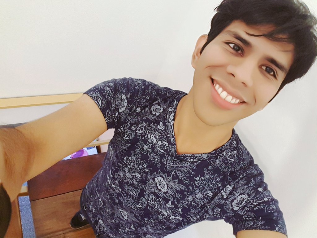 EmiAlexander's tweet image. Way to happiness 💪🙌🤳