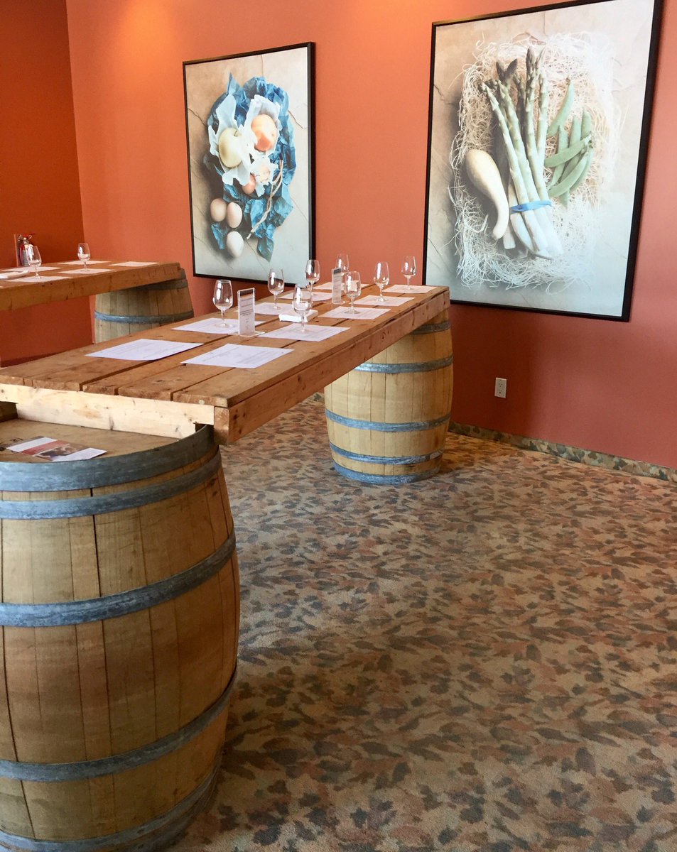 jetdekker's tweet photo. Visited a few wineries today 🥂 https://t.co/rFXghYMb5y